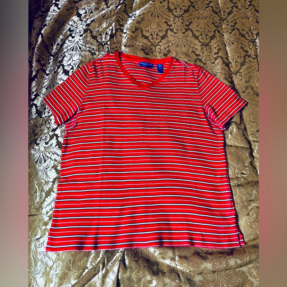 KAREN SCOTT SPORTS: red and white striped T-shirt, Size: Small